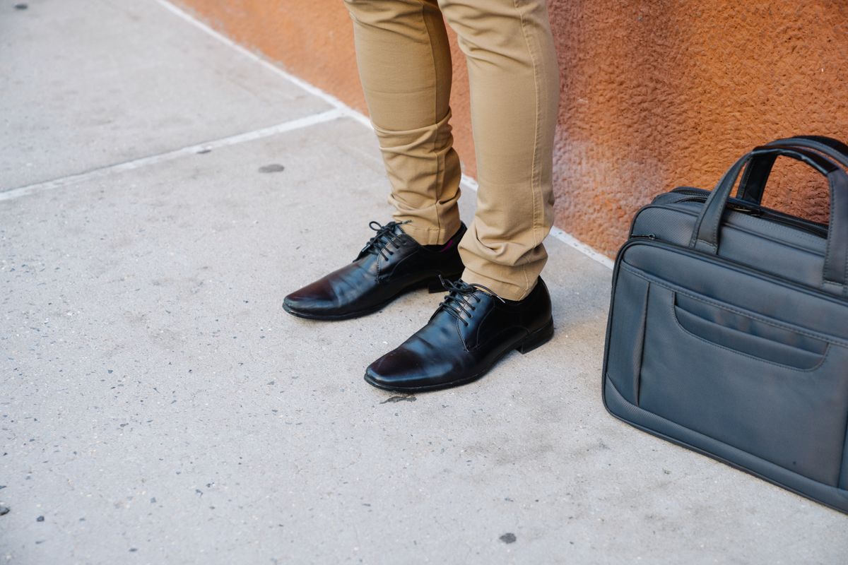 Business Casual Shoes for Men: What Counts and What Doesn't